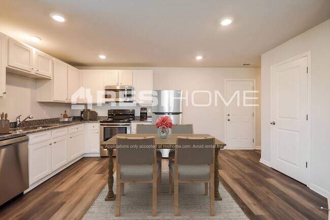 Foto del edificio - 103 Wellbrook Ct NE