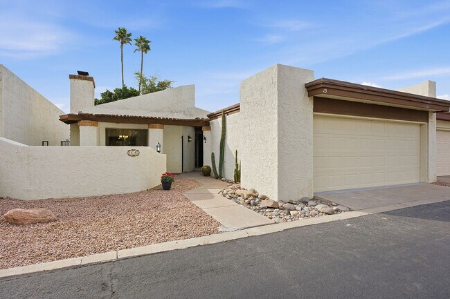 Foto del edificio - SINGLE FAMILY HOME.