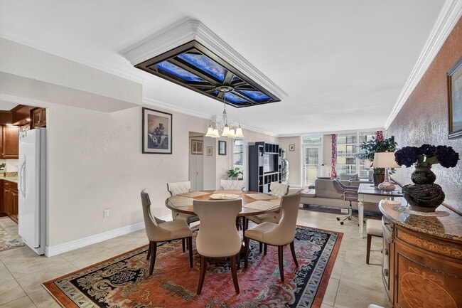 Foto del edificio - 3450 S Ocean Blvd