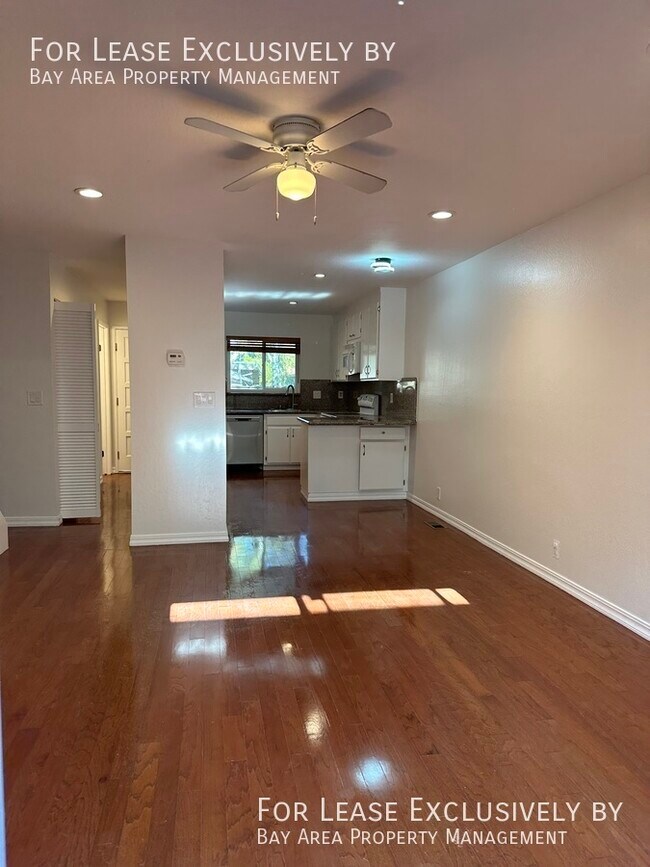 Foto del edificio - 409 Oak Ave