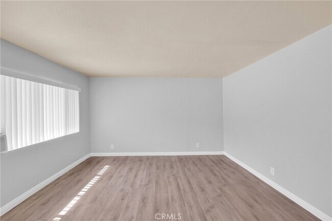 Foto del edificio - 3104 W Ramona Rd