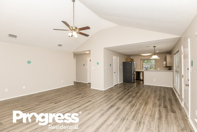 Building Photo - 1121 Cardinal Oaks Dr