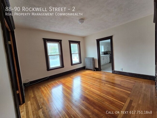 Foto del edificio - 88-90-90 Rockwell St