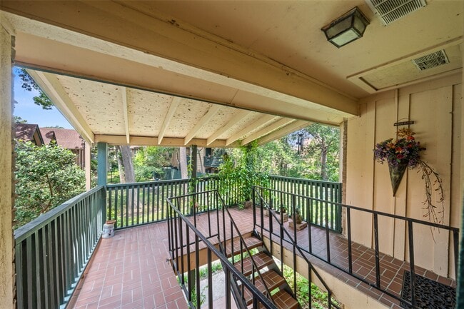Foto del edificio - 8245 Kingsbrook Rd