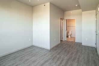 Interior Photo - Arden