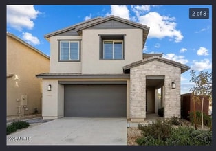 Building Photo - 10013 E Trent Ave