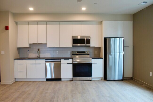 Foto del edificio - Mid Castle