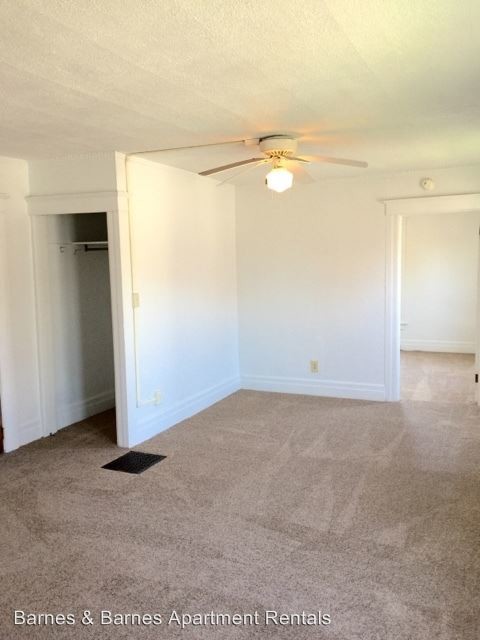 Foto del edificio - 216 N Hamilton St