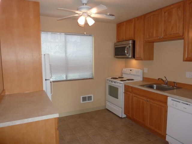 Foto del edificio - 21034 74th Ave W