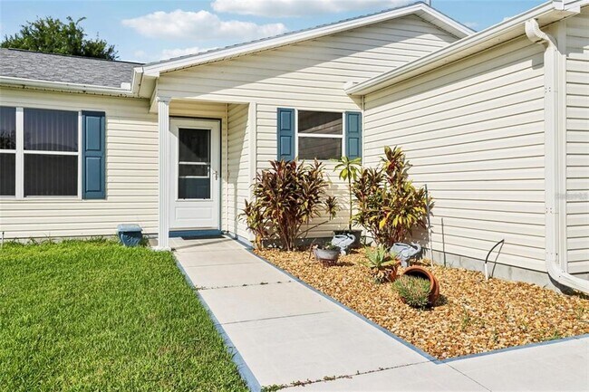 Foto del edificio - 8544 SE 177th Bartram Loop