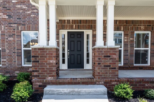 Foto del edificio - **LIKE NEW, EXECUTIVE HOME IN SOUGHT-AFTER LADD PARK NEIGHBORHOOD, FRANKLIN, TN**