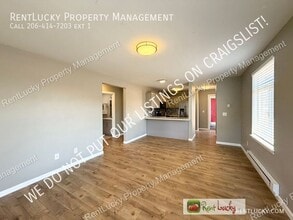 Building Photo - 3315 Claremont Ave S