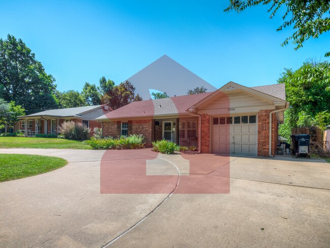 Building Photo - 2024 NW 45th St