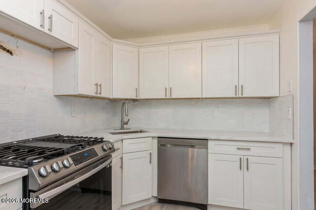 Building Photo - 1101 Stoneridge Cir