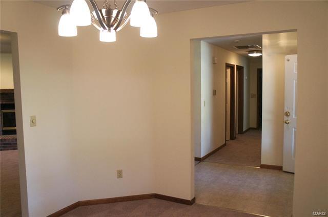 Building Photo - 1631 Thunderbird Ln