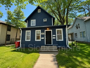 Building Photo - 609 S Spring Ave