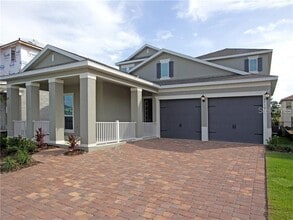 Building Photo - 8712 Crescendo Ave