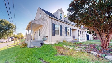 Building Photo - 353 Sturges Ave