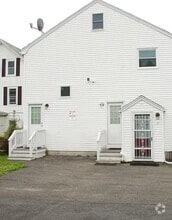 Building Photo - 61 Tracey St