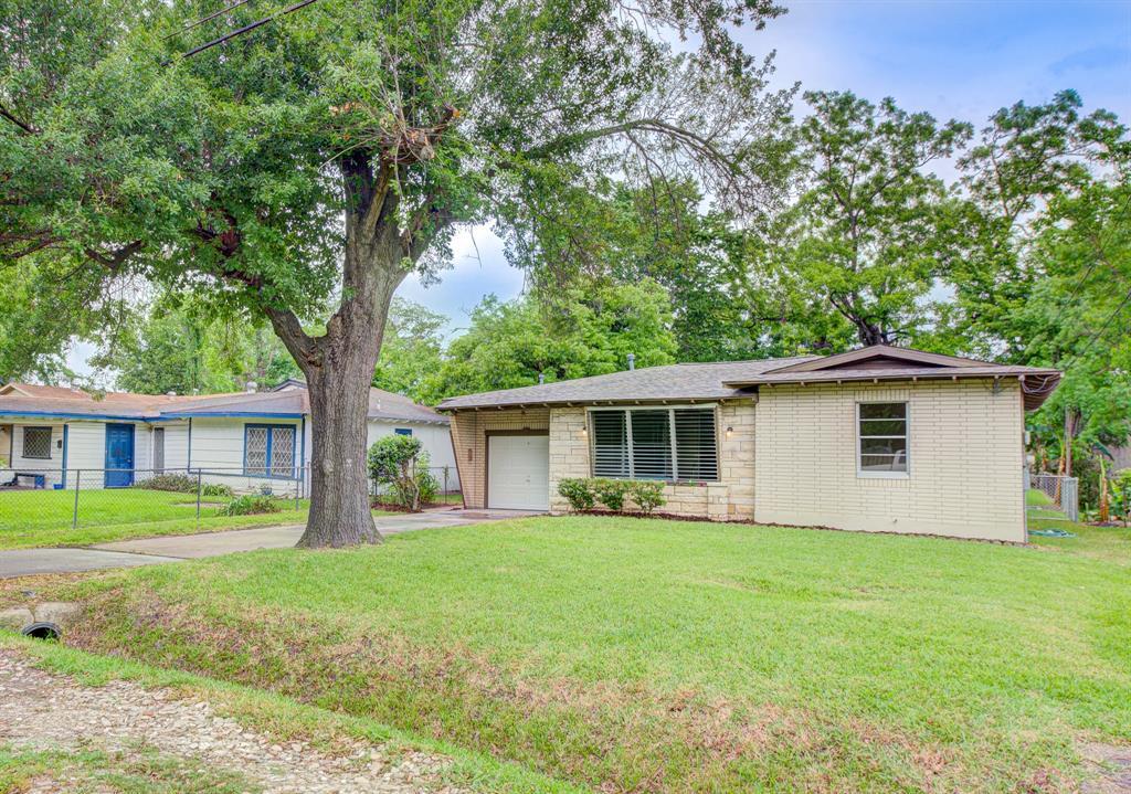 Primary Photo - 4440 Castor St