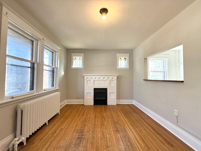 Photo du bâtiment - 1 Bed - 96 East Ave S