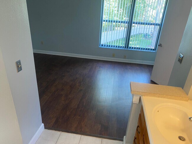 Foto del edificio - 7815 Sugar Brook Ct