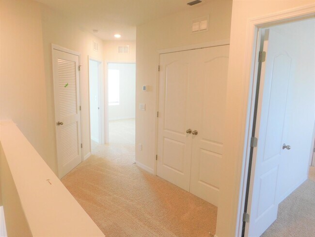 Building Photo - 9019 Alba Ln