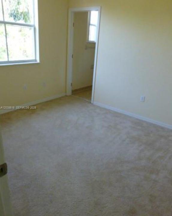 Foto del edificio - 641 E Mowry Ct