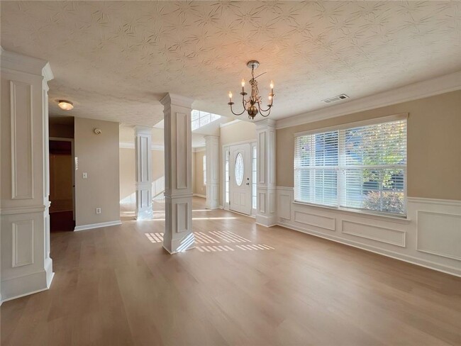 Foto del edificio - 2751 Spence Ct NE