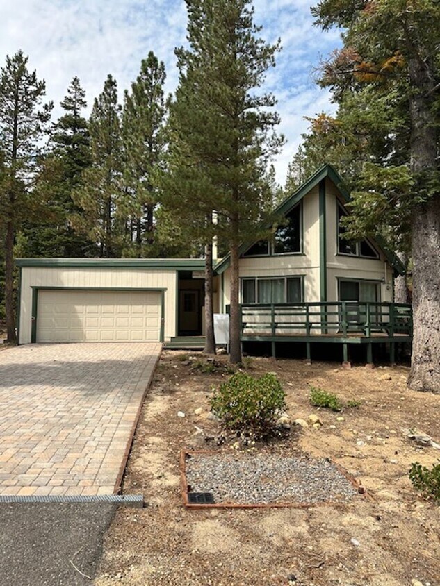 Primary Photo - Cute single family 3Bd home available for ...