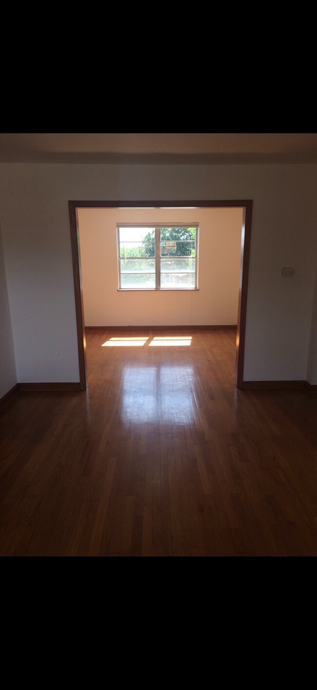 Foto del edificio - 4605 Jamieson Ave