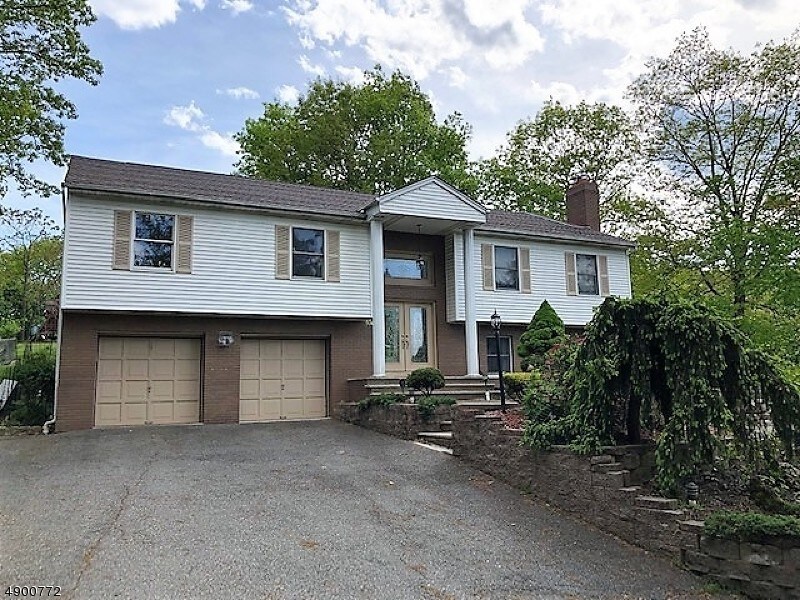 Building Photo - 22 Casson Ln