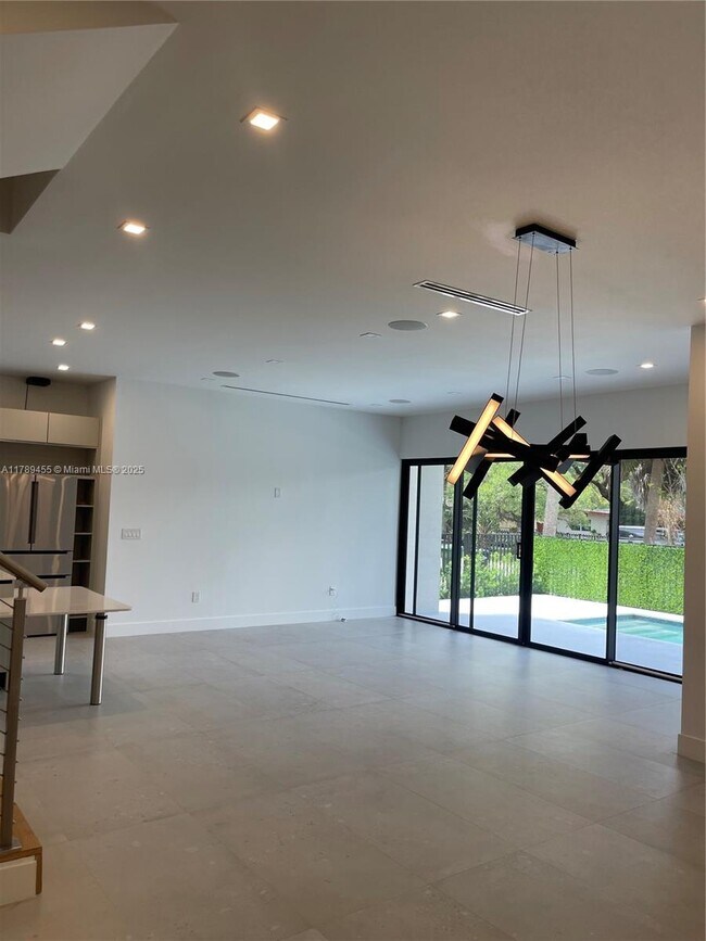 Foto del edificio - 798 SW 8th Way