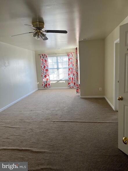 Building Photo - 2511 James Maury Dr