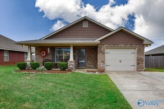 Building Photo - 172 Fields Pond Dr
