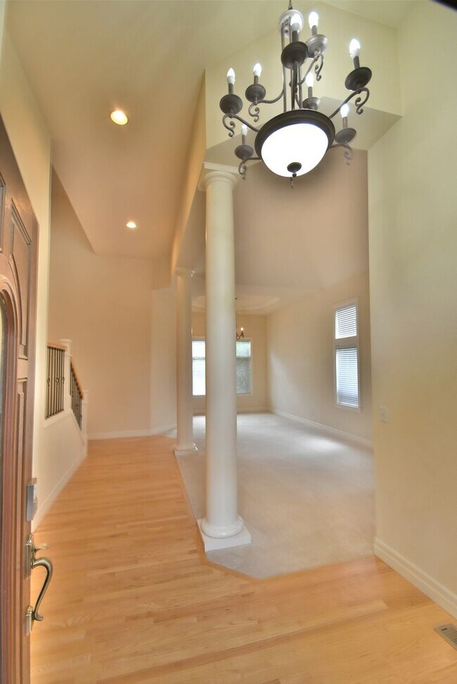 Building Photo - 4Bd/2.5Ba Bothell Home