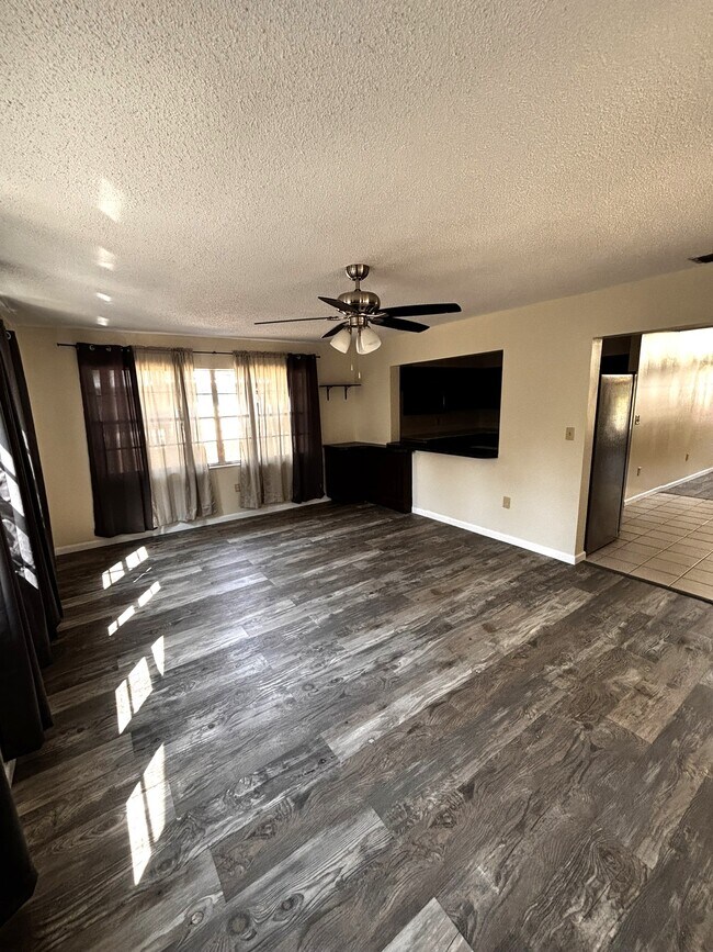 Foto del edificio - 1134 SE 3rd St