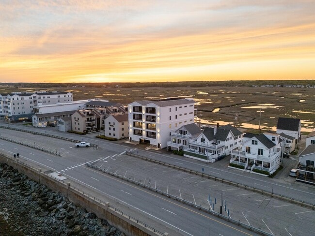 Building Photo - 465 Ocean Blvd