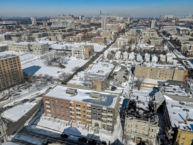 Foto del edificio - 6349 S Woodlawn Ave