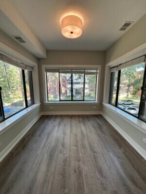 Foto del edificio - 1145 Maple Ave