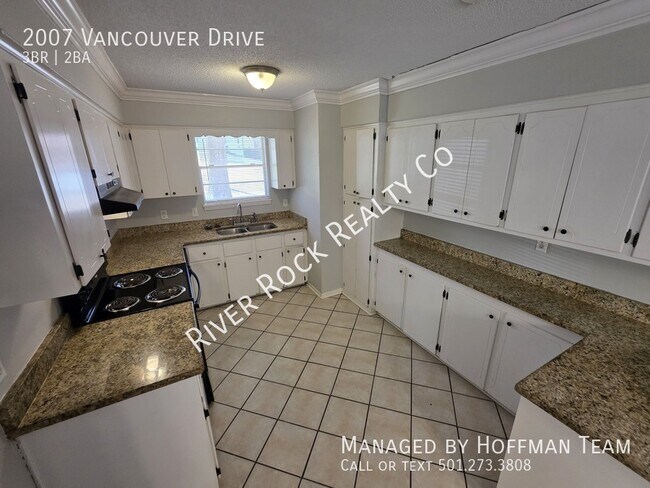 Foto del edificio - 2007 Vancouver Dr