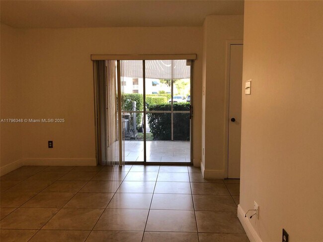 Building Photo - 15325 SW 106th Terrace