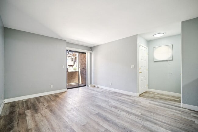 Building Photo - 2967 Juniper Hills Blvd