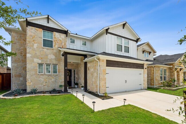 Building Photo - 112 Allora Pl