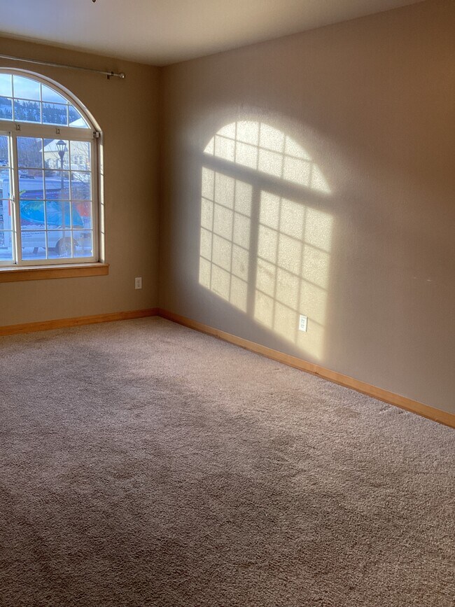 Foto del edificio - 2676 Overlook Blvd