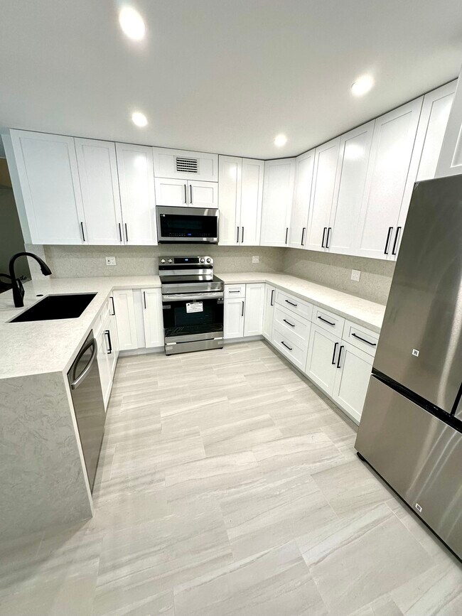 Foto del edificio - 11034 SW 132nd Ct