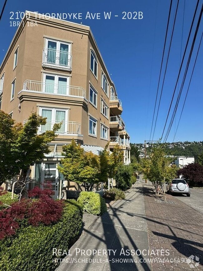 Building Photo - 2100 Thorndyke Ave W