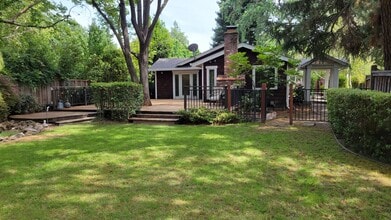 Building Photo - 1461 Livorna Rd