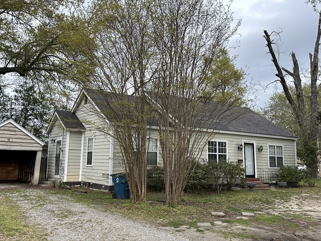 Building Photo - 603 Lynn Ave