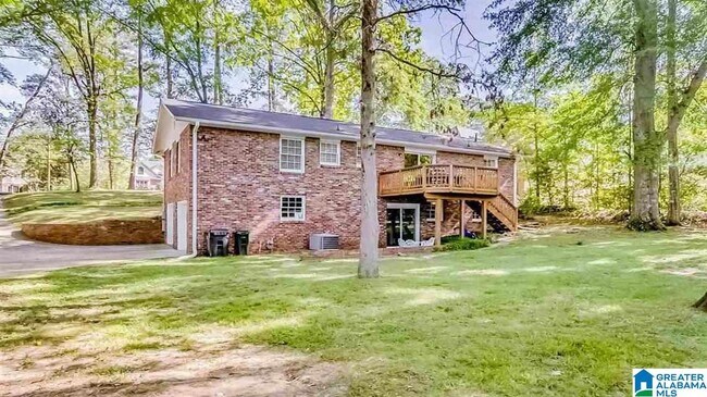 Foto del edificio - 2419 Dolly Ridge Rd